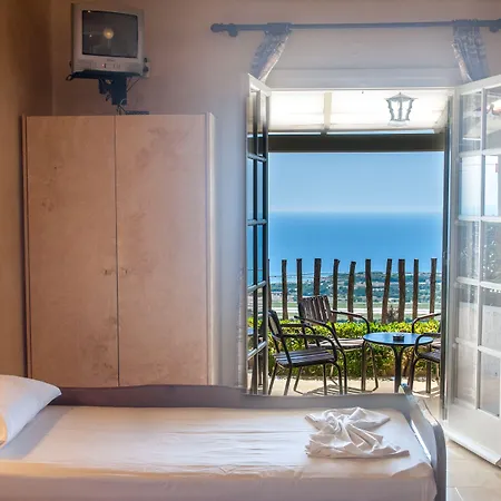 Aparthotel Mouikis Sun Village Lakithra