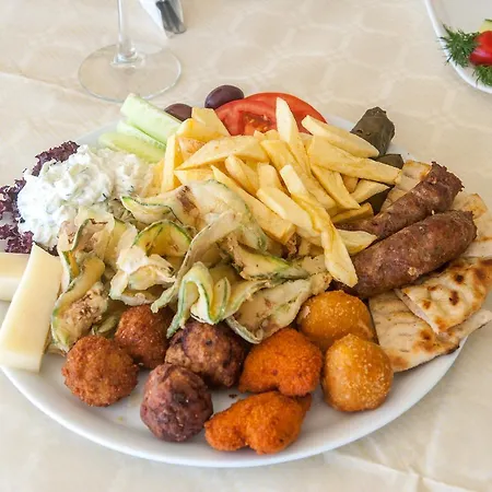 Lägenhetshotell Mouikis Sun Village