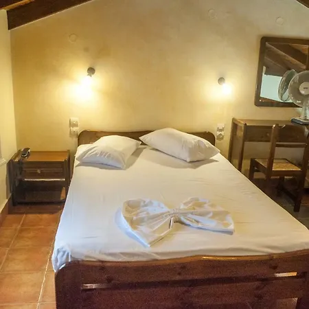 Mouikis Sun Village Hotel apartamentowy