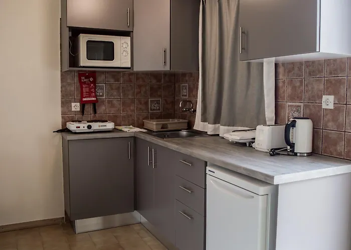 Mouikis Sun Village Aparthotel