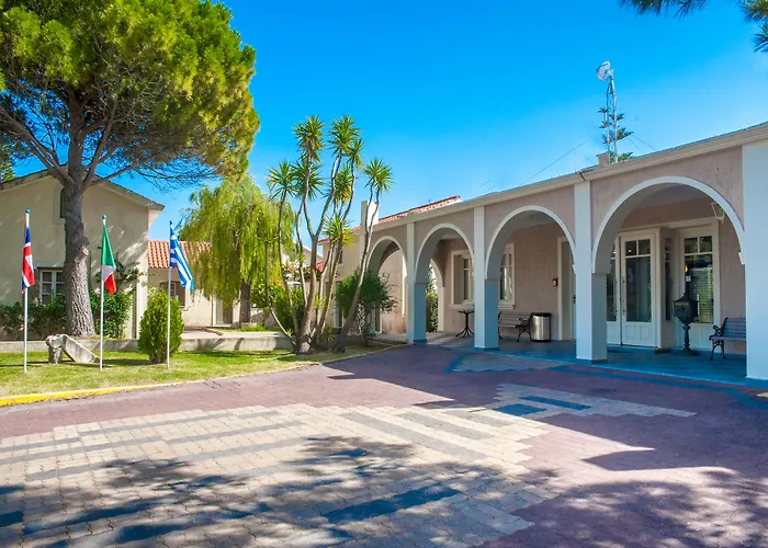 Lägenhetshotell Mouikis Sun Village Lakíthra