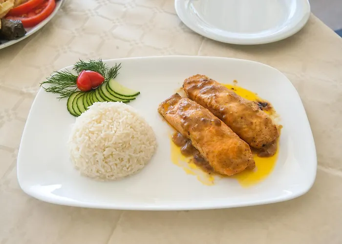 Mouikis Sun Village Aparthotel