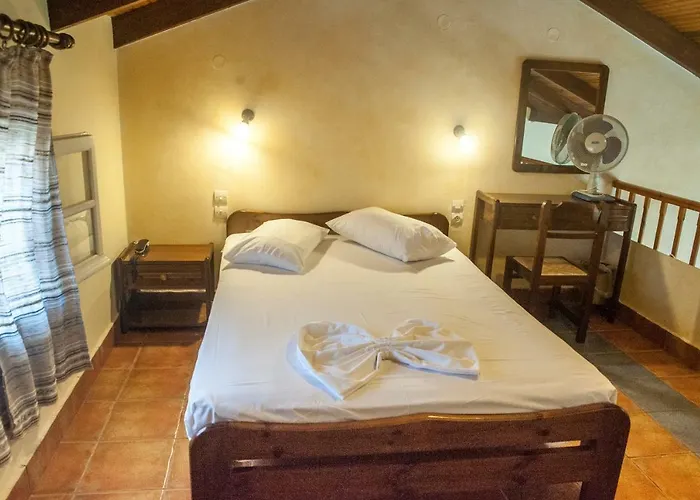 Mouikis Sun Village Aparthotel