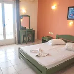 Appart hôtel Mouikis Sun Village 4*