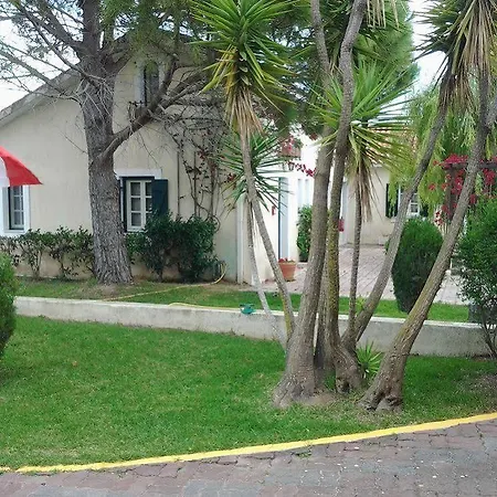 Aparthotel Mouikis Sun Village Lakíthra